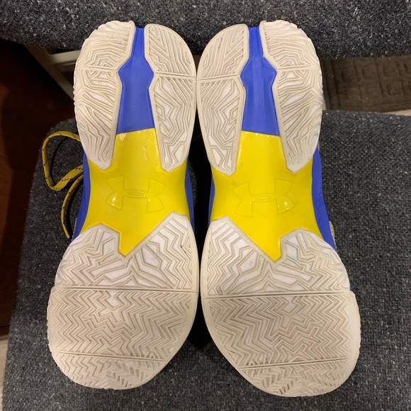 Curry 2.5 Men’s basketball shoe size 11 - Picture 2 of 4